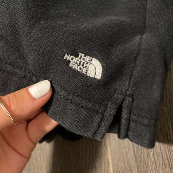 The North Face - black shorts - size S - Picture 3 of 4